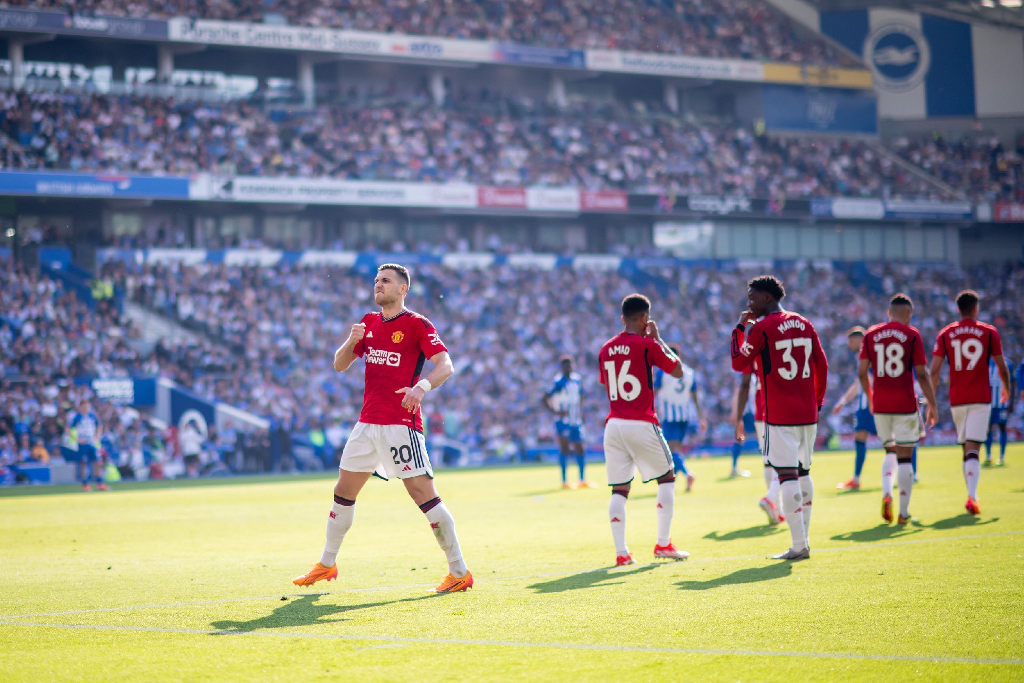 也許我們正 也許我們正